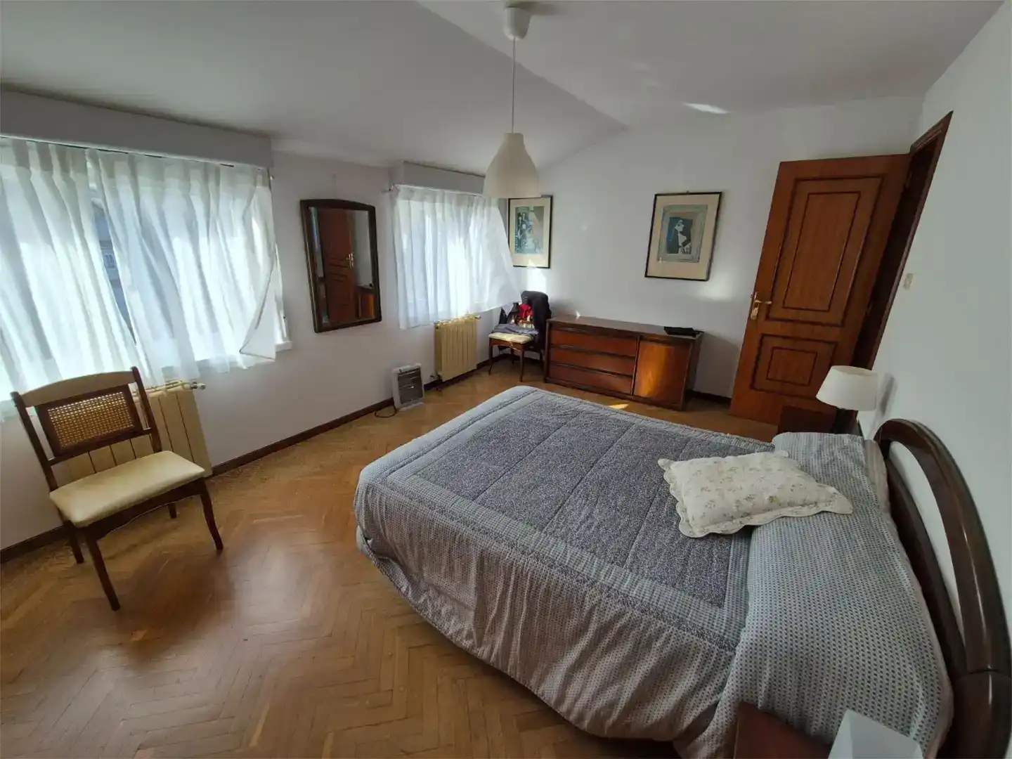 Dormitori de Casa o xalet en venda en Cabana de Bergantiños amb Jardí privat, Parquet i Traster