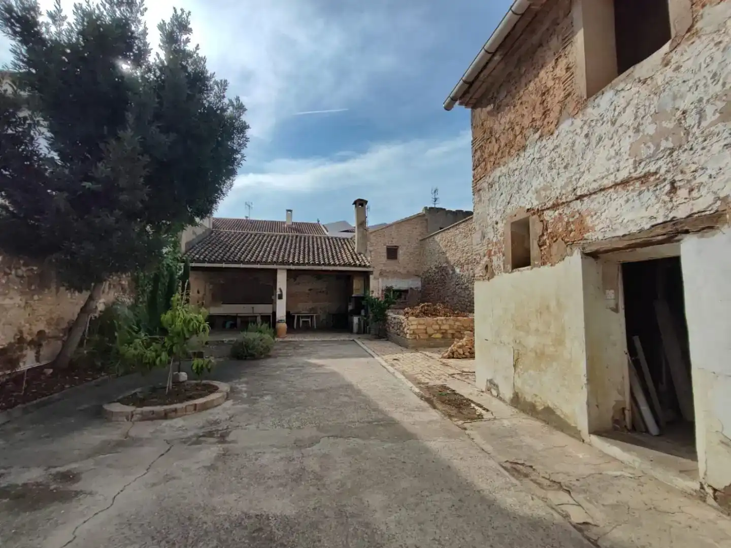 Vista exterior de Pis en venda en La Pobla Llarga amb Aire condicionat, Jardí privat i Traster