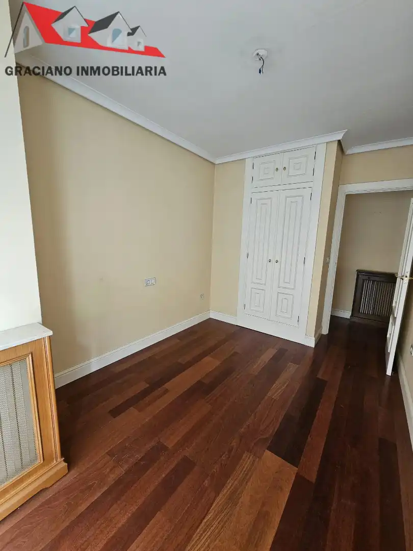 Schlafzimmer von Wohnung zum Verkauf in Albacete mit Heizung