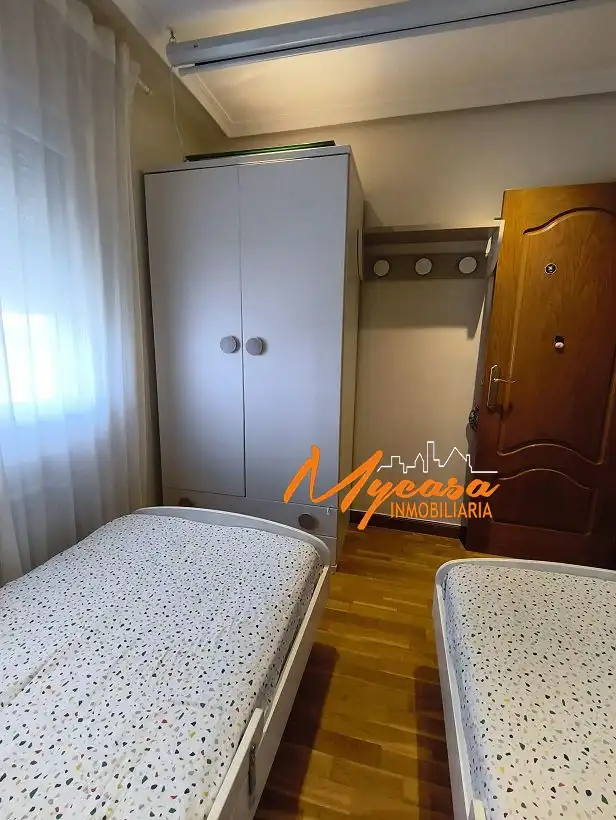 Schlafzimmer von Wohnung zur Miete in Villaviciosa de Odón mit Klimaanlage, Heizung und Terrasse