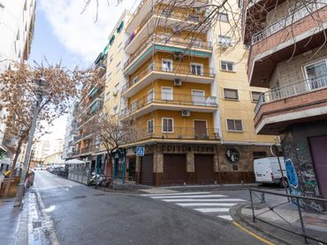 Piso con ascensor en venta en Calle PINTOR LOPEZ MEZQUITA