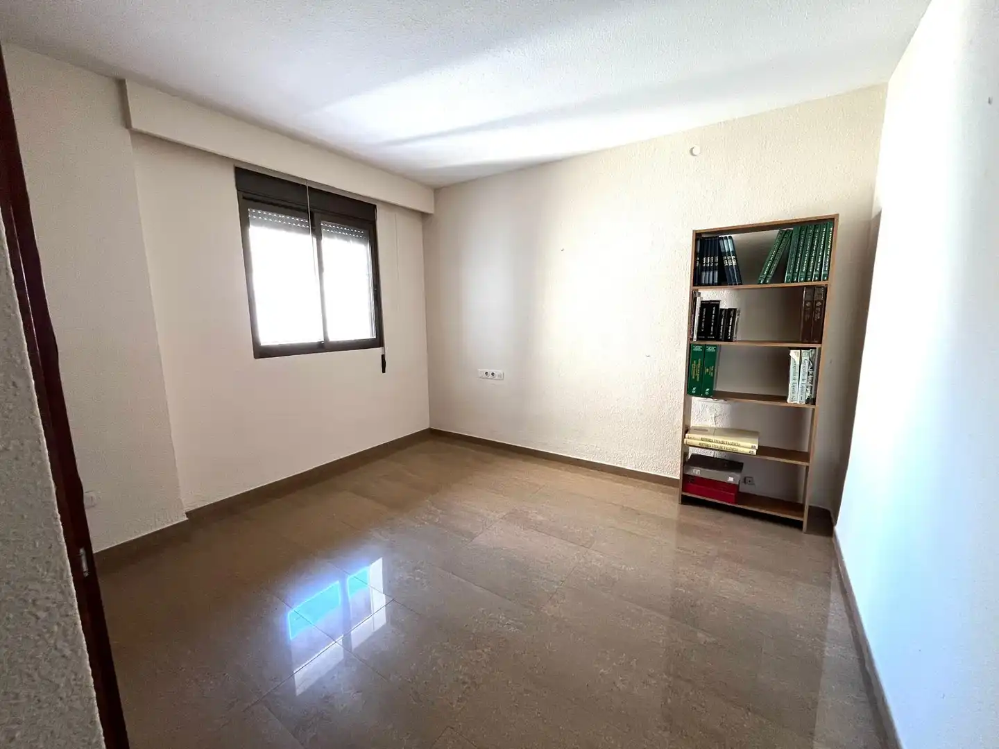 Piso de alquiler en Valencia con Aire acondicionado, Amueblado y Balcón