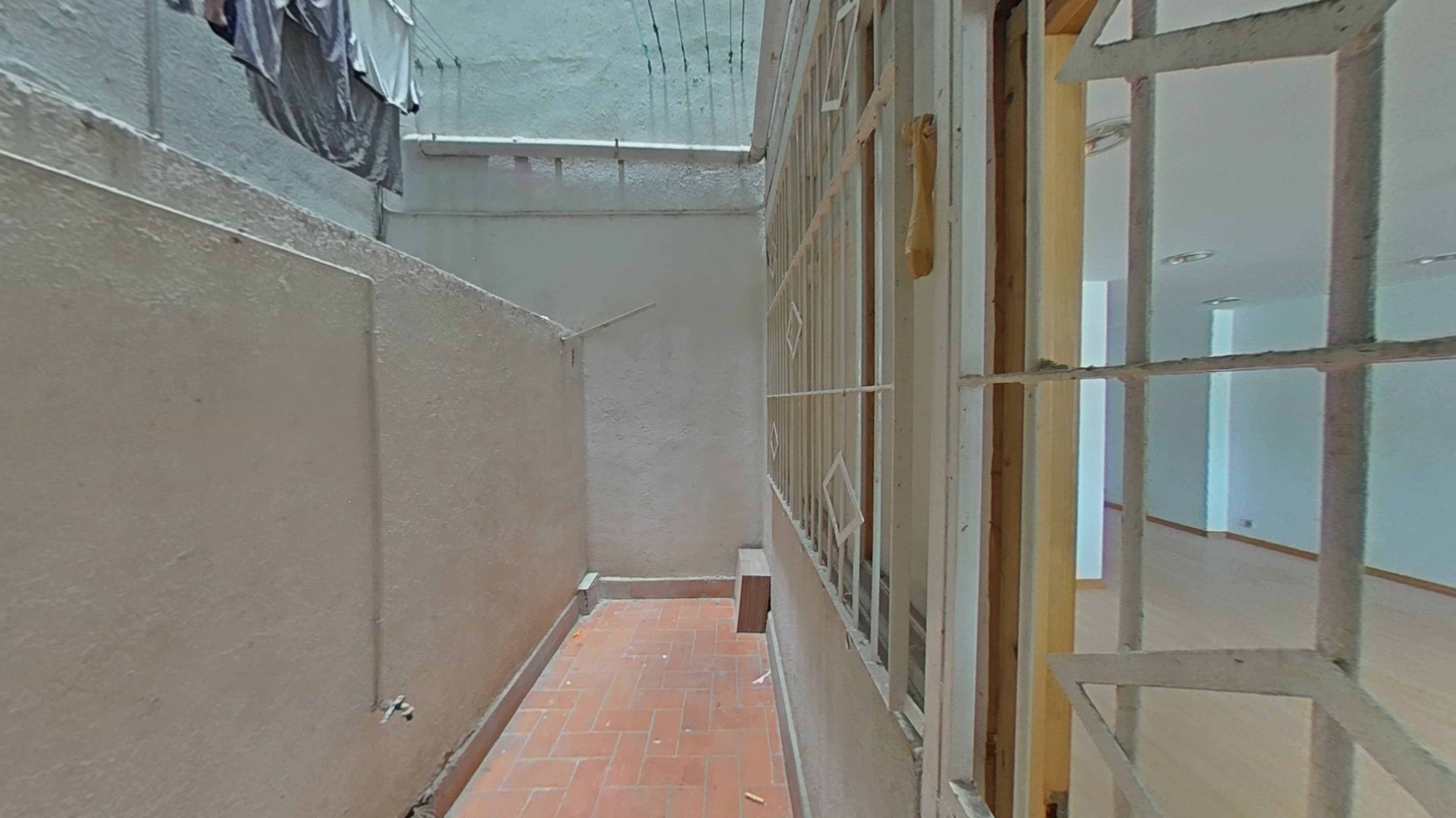 Flat for sale in Sant Cugat del Vallès  with Balcony