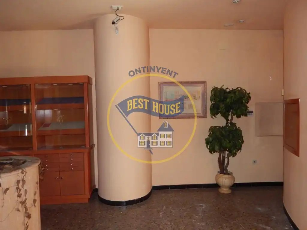 Business premises to rent in Sant Josep - Zona Hospital, imagen 5