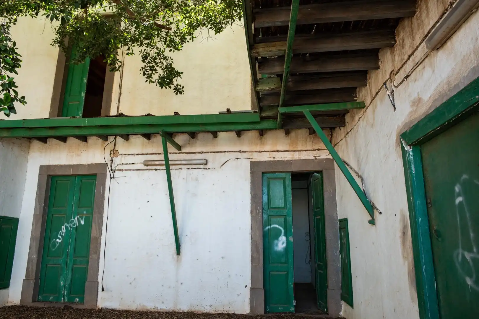 Vista exterior de Finca rústica en venda en Ingenio amb Jardí privat, Traster i Balcó