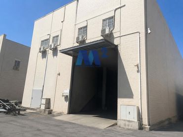 Industrial building for sale in De la Constitución