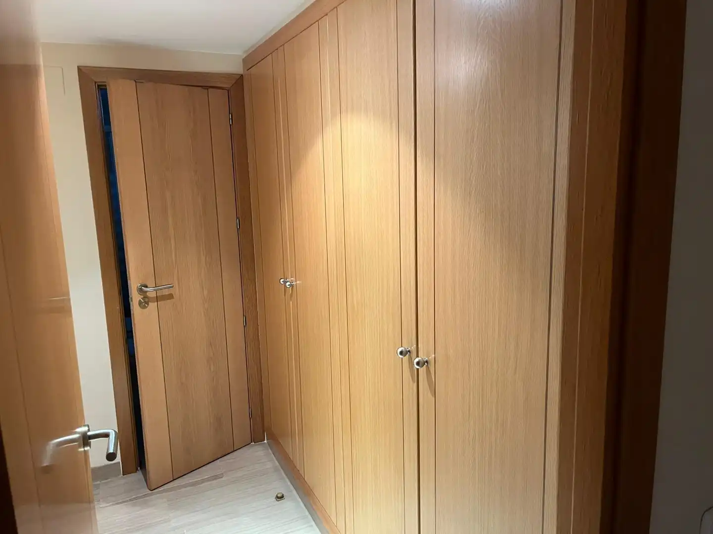 Wohnung zur Miete in Córdoba mit Klimaanlage, Balkon und Alarm