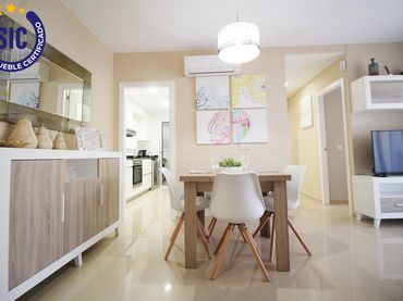 Apartment with pool for sale in Calle AMPLARIES