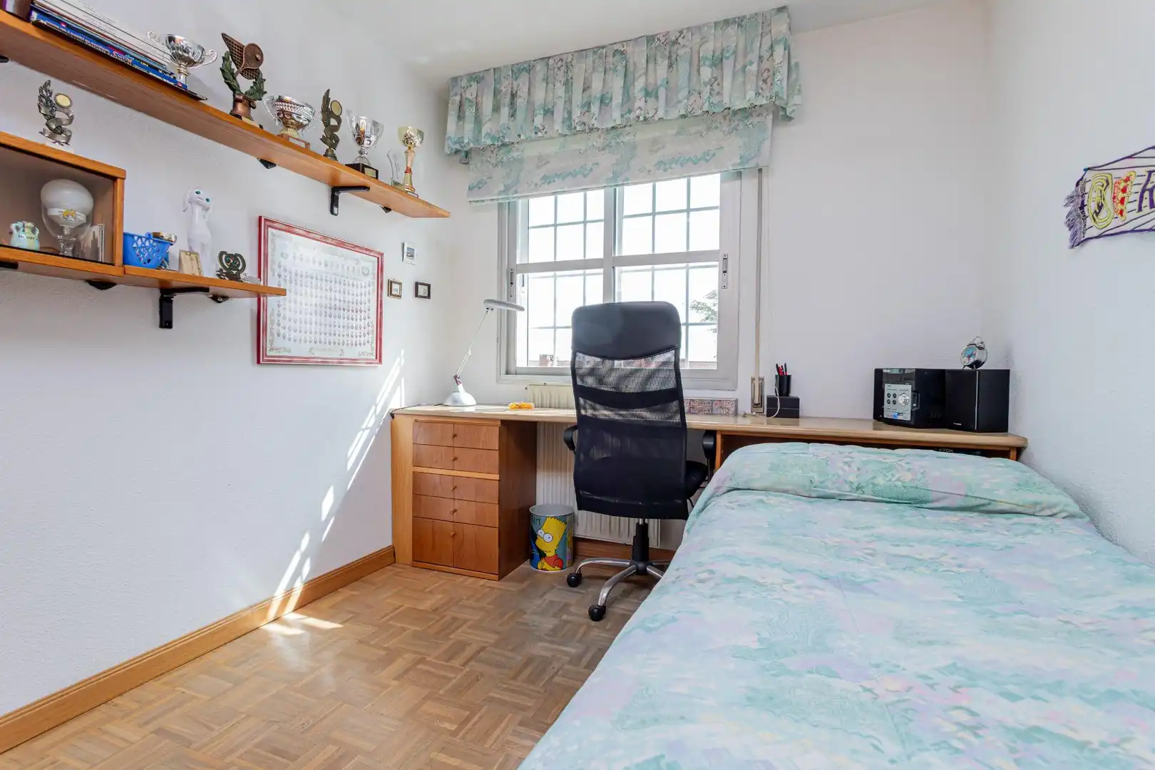 Habitación de Casa adosada en venta en Tres Cantos con Calefacción, Jardín privado y Terraza