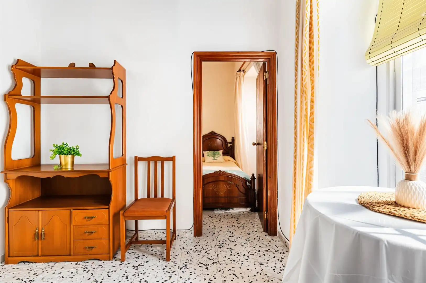 Habitación de Casa o chalet en venta en Medina Sidonia con Terraza, Trastero y Balcón
