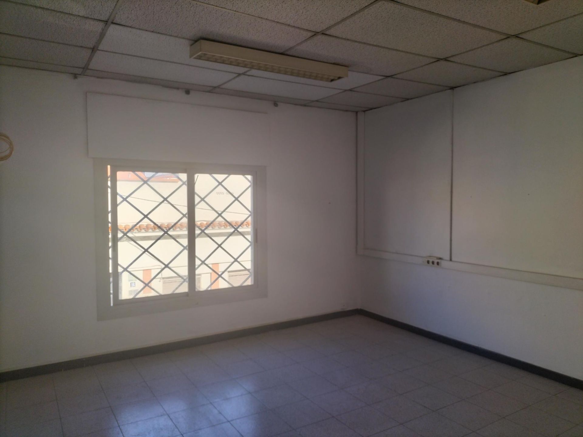 Nau industrial de lloguer en Sabadell