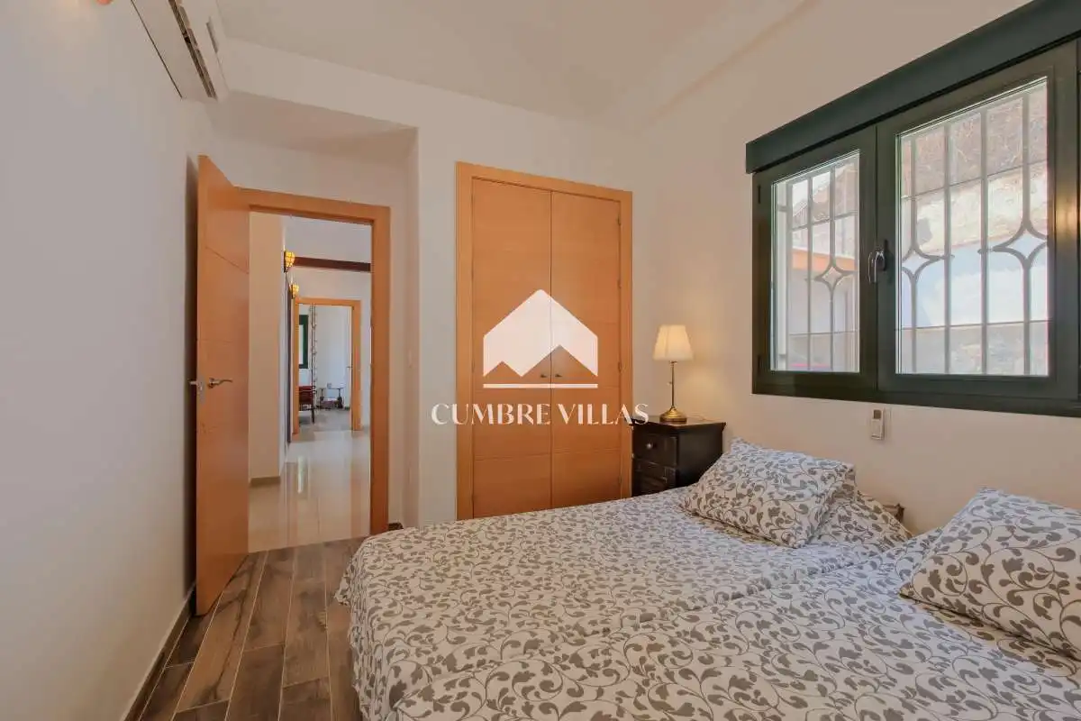 Habitación de Casa o chalet en venta en Almuñécar con Terraza, Amueblado y Internet