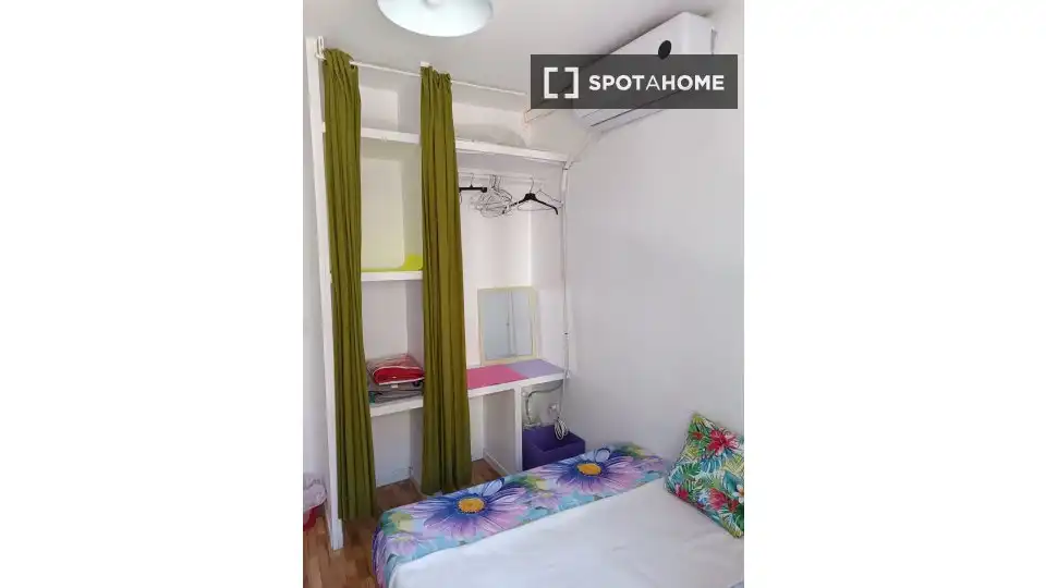 Room in Prosperidad