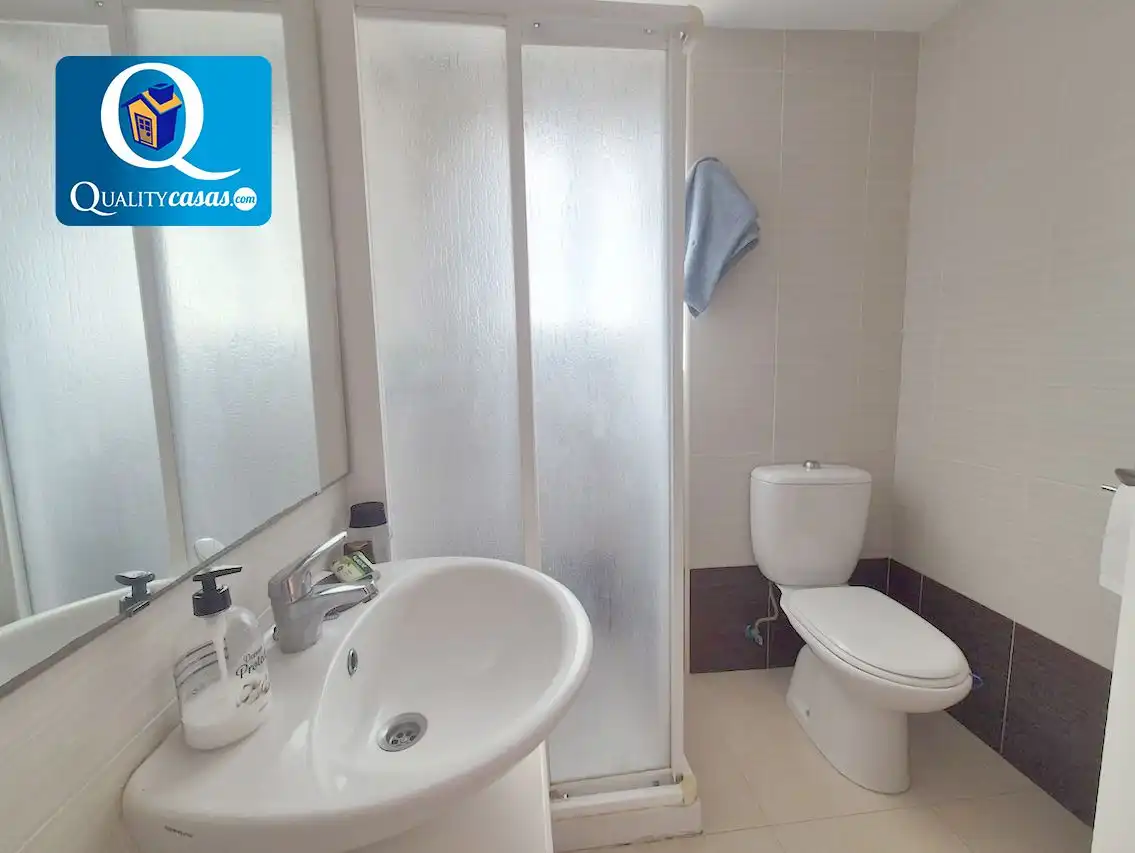 Baño de Piso en venta en Mutxamel con Aire acondicionado, Terraza y Piscina comunitaria