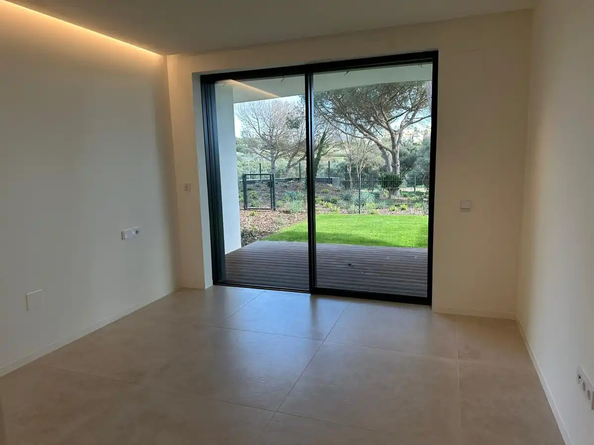 Terrassa de Planta baixa en venda en Sotogrande amb Aire condicionat, Forn i Rentadora