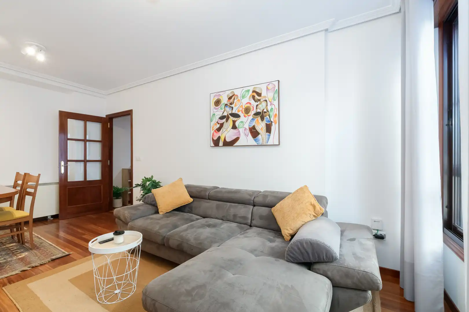 Sala de estar de Apartamento de alquiler en Cangas  con Calefacción, Parquet y Amueblado