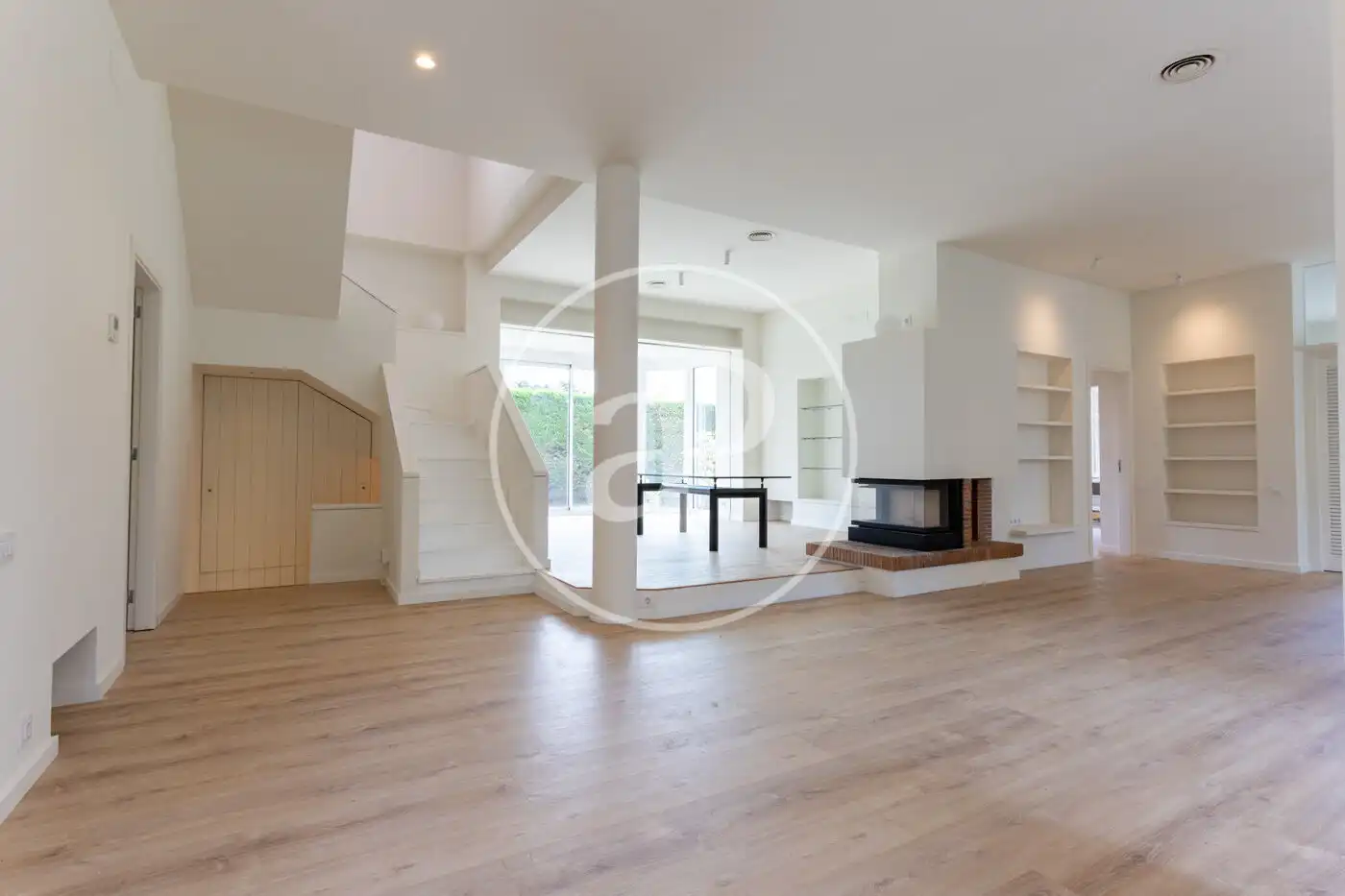 Sala d'estar de Casa o xalet de lloguer en Barcelona amb Aire condicionat, Calefacció i Terrassa
