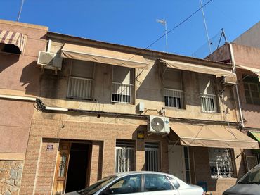 Bajo en venta en Calle GASPAR QUILES PASCUAL 26