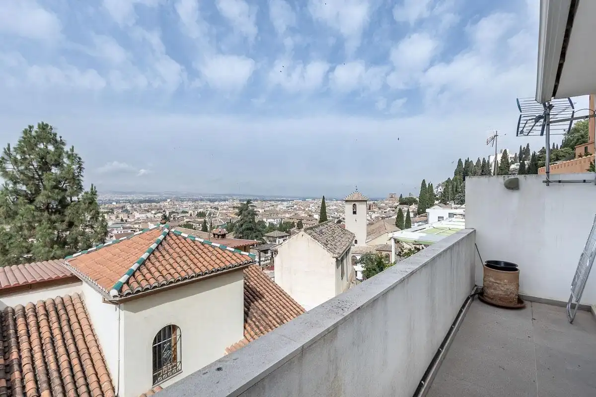 Vista exterior de Casa o chalet en venta en Granada con Aire acondicionado, Terraza y Balcón