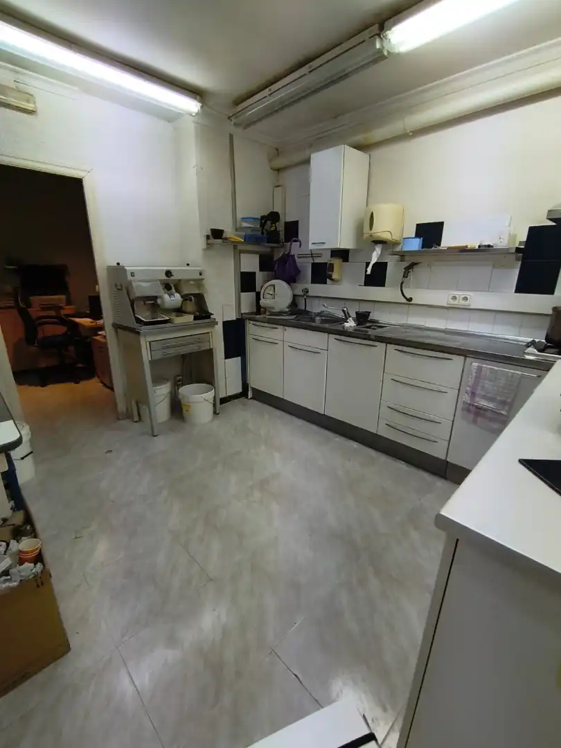 Local comercial en venda a Carrer Joan Martí 9, imagen 3