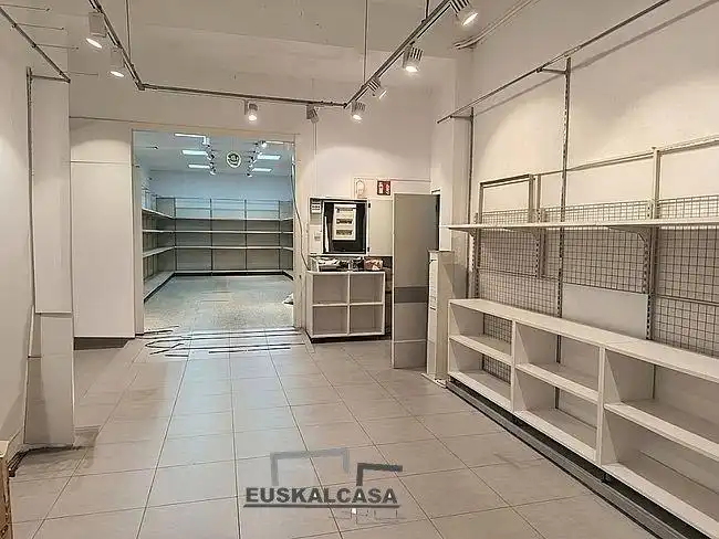 Business premises for sale in Errekalde, imagen 3