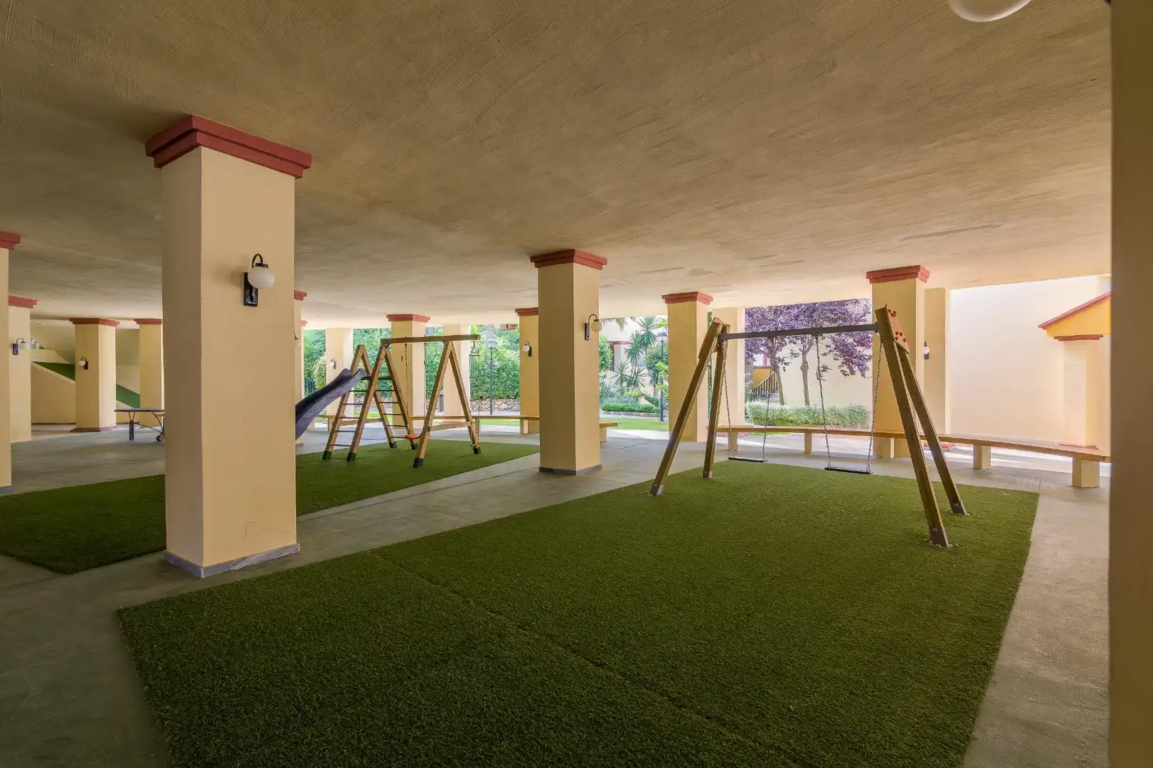 Flat for sale in Marbella  with Air Conditioner, Heating and Private garden