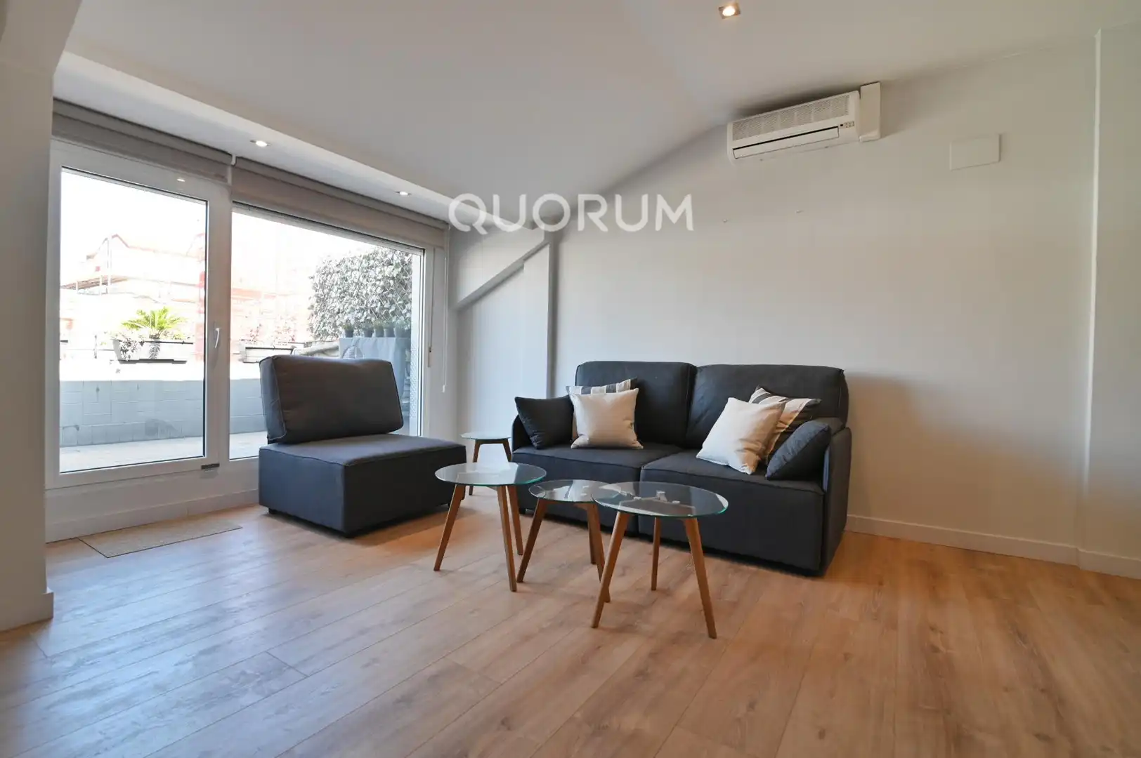 Wohnzimmer von Wohnung zur Miete in Bilbao  mit Klimaanlage, Heizung und Terrasse