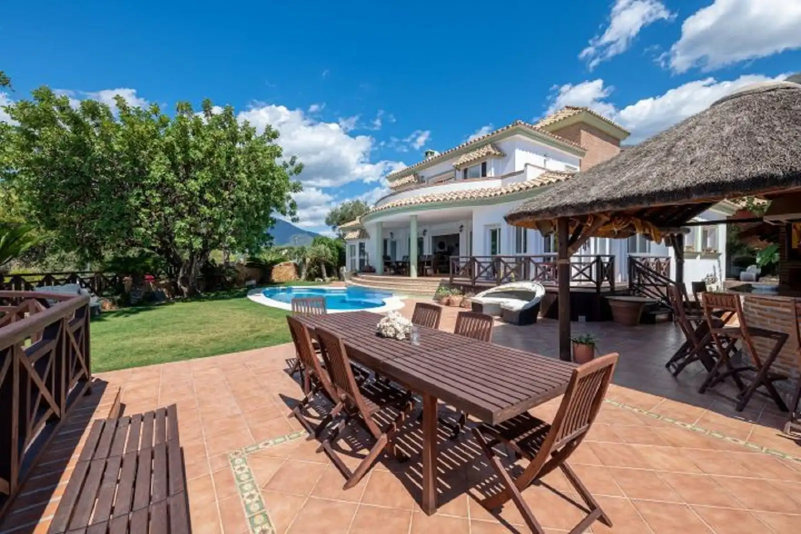 Casa amb piscina en venda a Istán, imagen 4