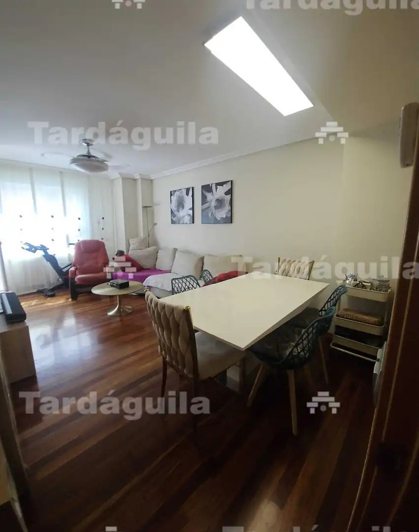 Sala d'estar de Pis en venda en Salamanca amb Calefacció i Balcó