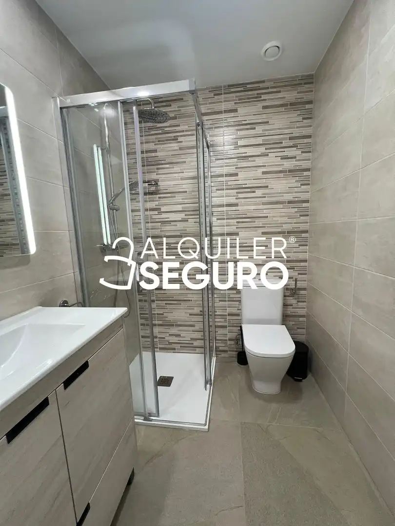 Bathroom of Flat for rent in Colmenar Viejo  with Air Conditioner, Heating and Terrace