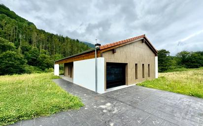 Exterior view of House or chalet for sale in Elduain  with Heating and Private garden