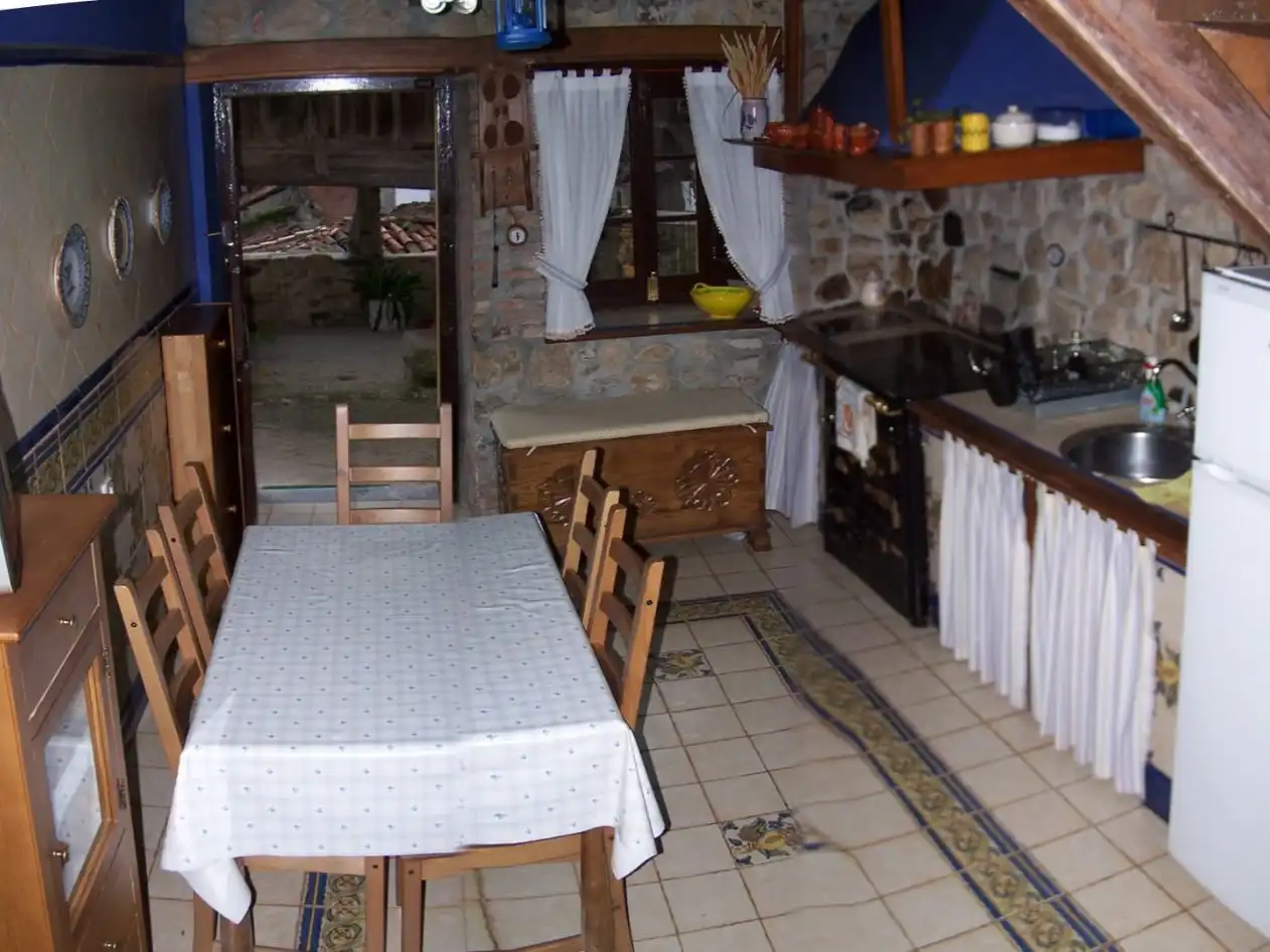 Casa aparellada en venda a Calle Riocaliente 82A, imagen 5