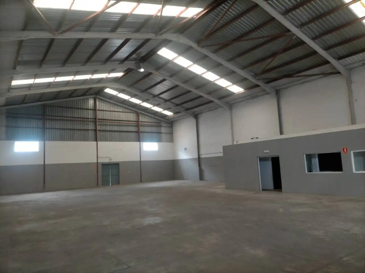 Nave industrial de alquiler en Sollana