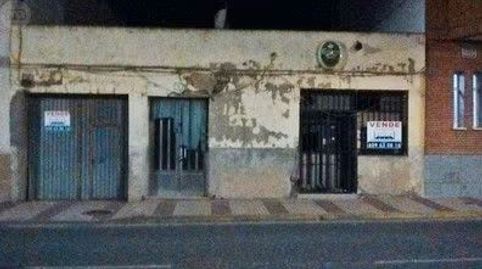 ¡¡ OFERTA !! CASA PARA TIRAR