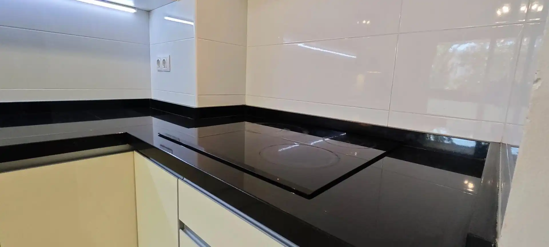 Kitchen of Apartments for sale in Alicante / Alacant  with Air Conditioner, Private garden and Storage room