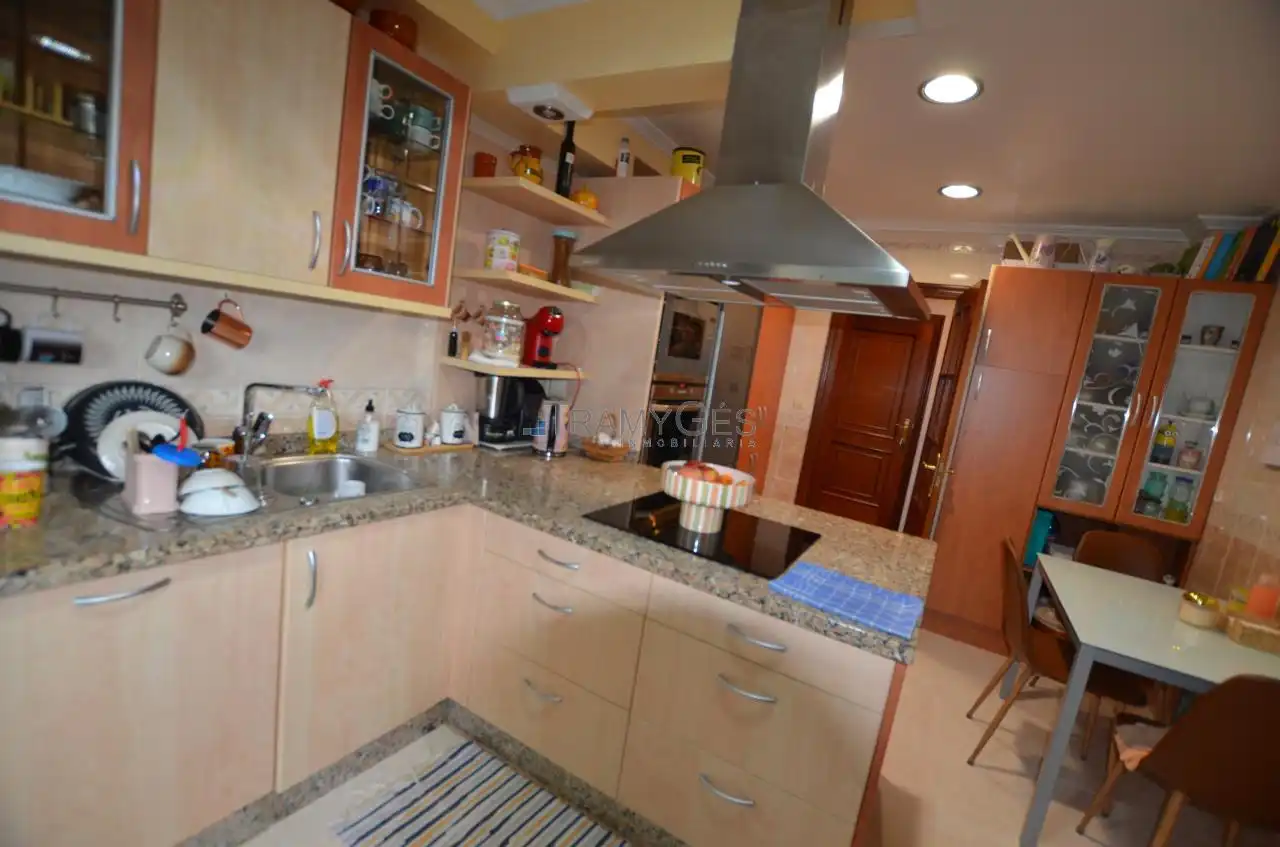 Cocina de Piso en venta en Tomiño con Calefacción y Trastero