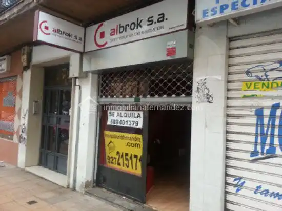 Local comercial en venda a Casco Antiguo, imagen 3