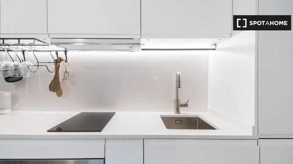 Flat with terrace to rent in Ciutat Vella, imagen 8