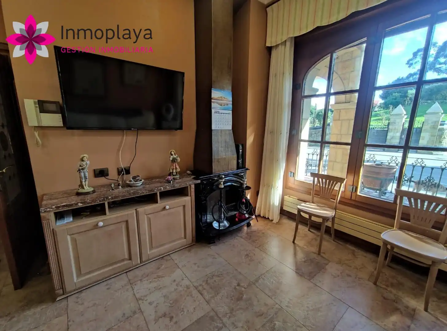 Sala de estar de Casa o chalet en venta en Noja con Jardín privado, Terraza y Trastero