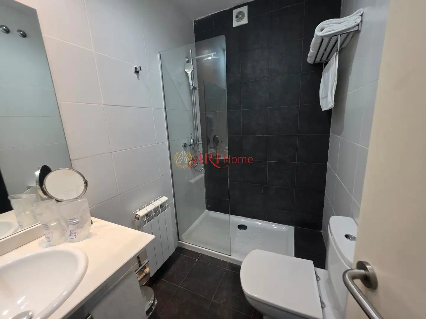 Bathroom of Buildings for sale in Quintanilla San García