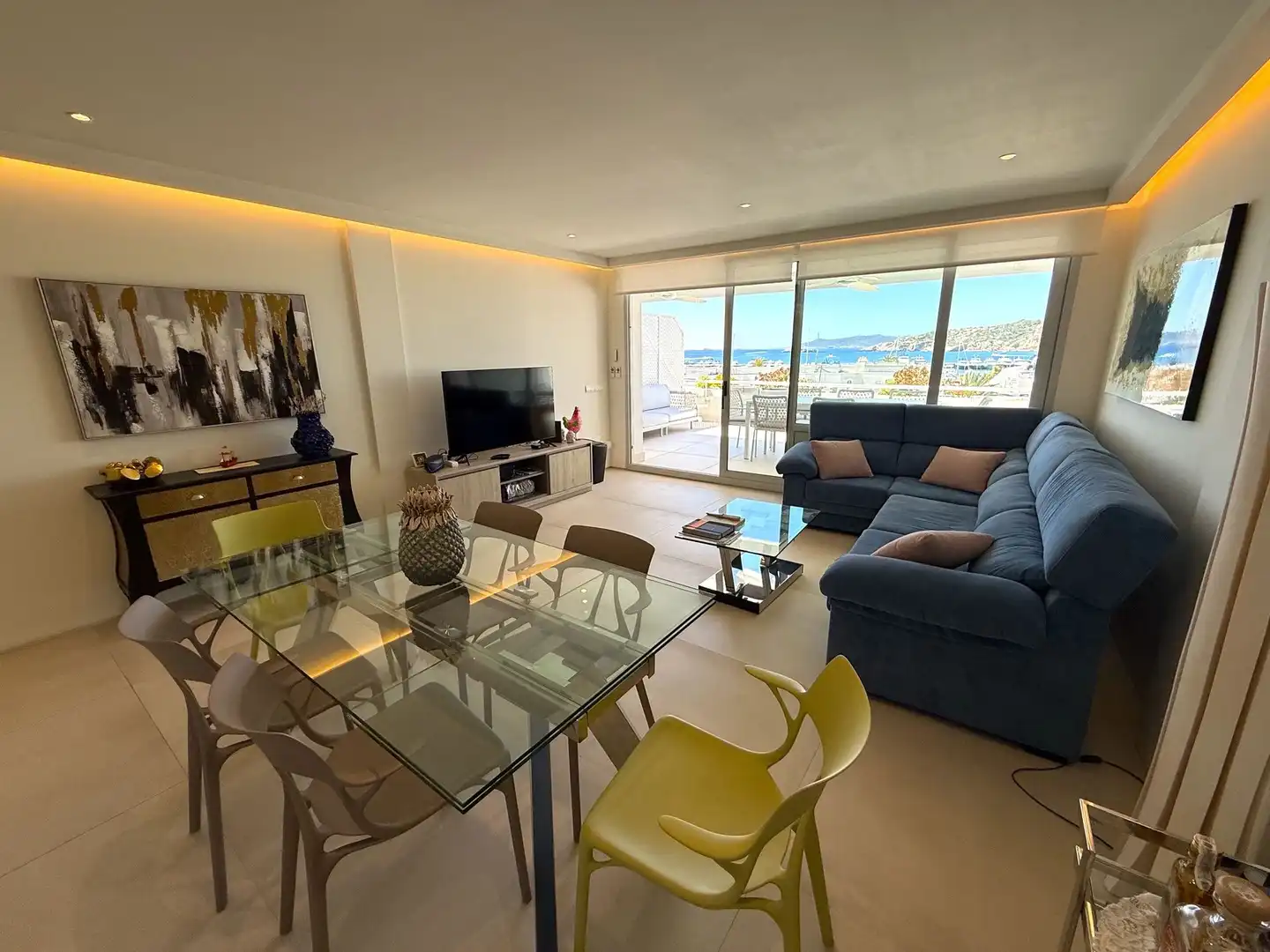 Living room of Apartments for sale in Eivissa  with Air Conditioner, Heating and Private garden