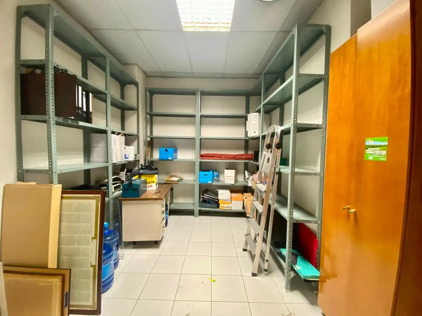 Office for rent in Calle de Juan XXIII, Barrio del Ave