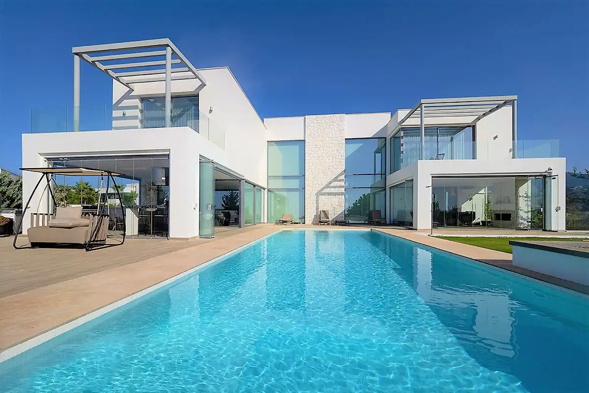 Casa amb piscina en venda a Benahavís pueblo