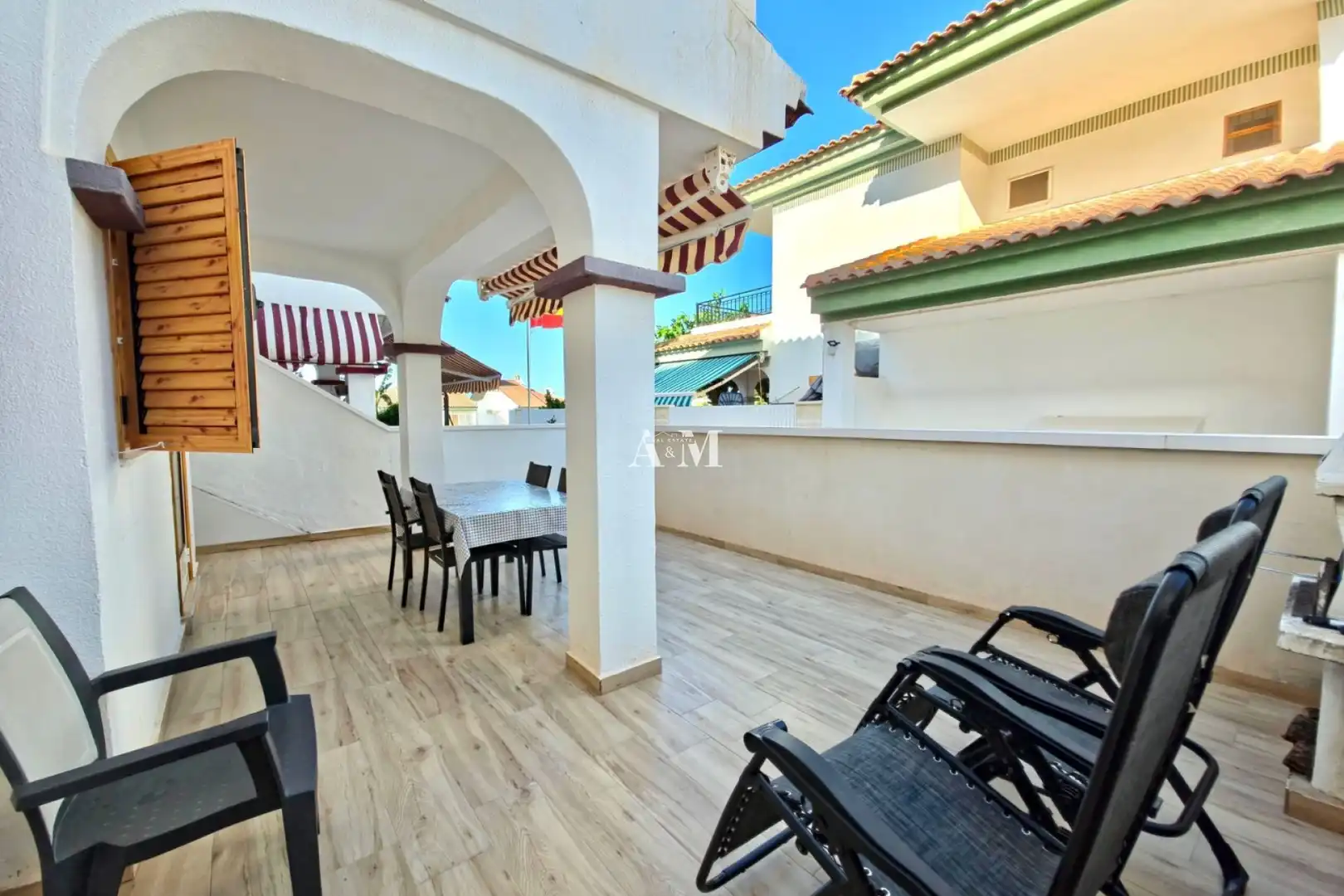 Terrasse von Erdgeschoss zur Miete in Pilar de la Horadada mit Klimaanlage, Heizung und Privatgarten
