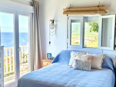 Villa avec balcon à vendre à Avenida Punta Carnero N2