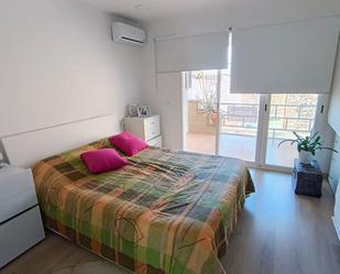 Dormitori de Casa adosada en venda en Sant Esteve Sesrovires amb Aire condicionat, Terrassa i Piscina