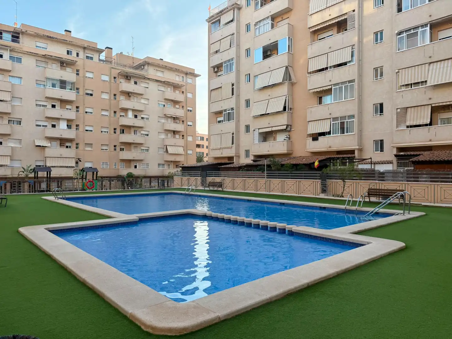 Piscina de Piso en venta en Elche ciudad