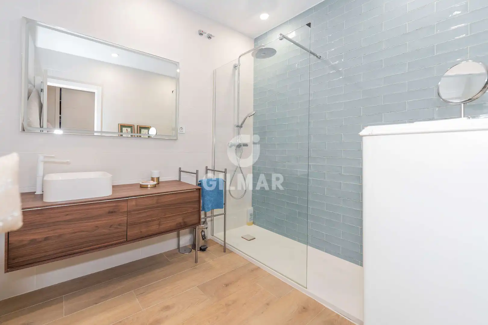 Bathroom of Houses for sale in Pozuelo de Alarcón  with Heating, Private garden and Swimming Pool