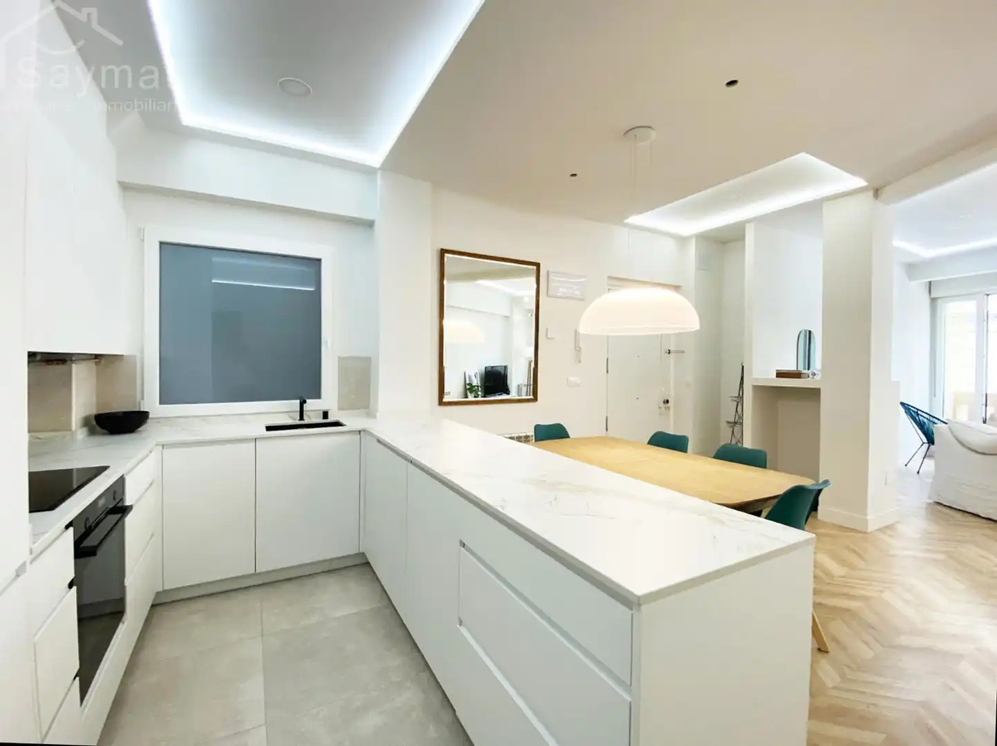 Flat for sale in Puerto Chico