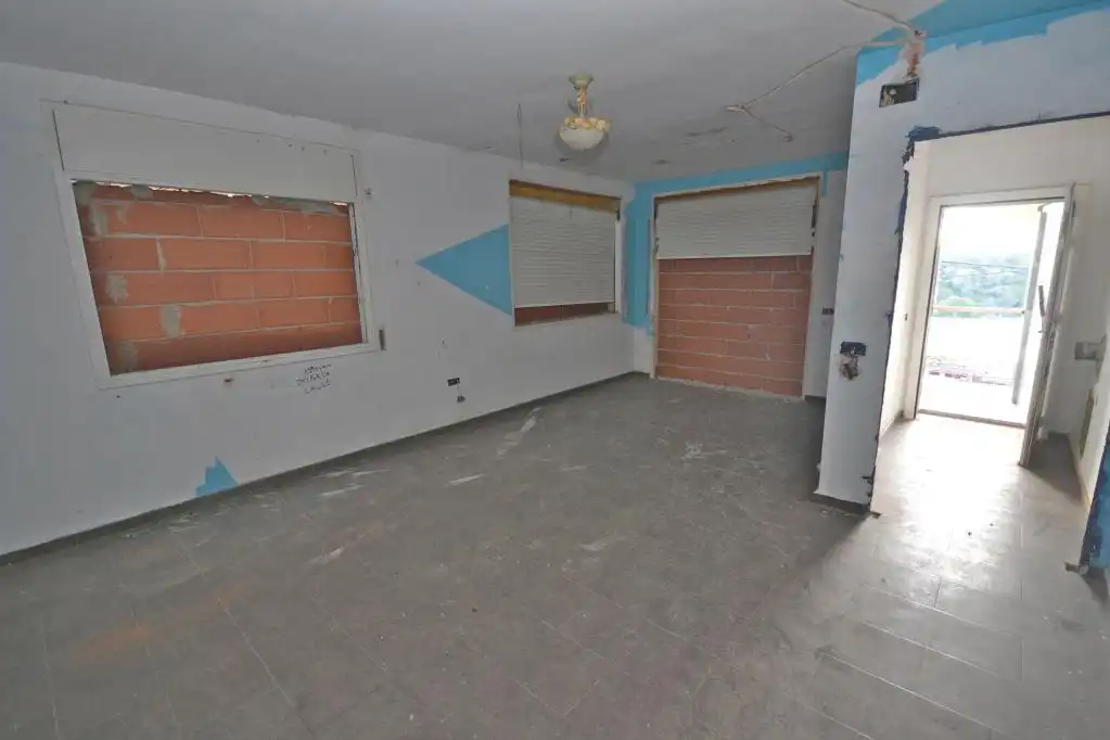 Buildings for sale in Av Andalusia , Les Roquetes